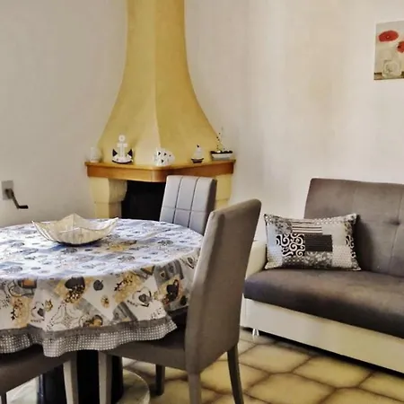 Casa Nonna Pina Castro (Lecce)